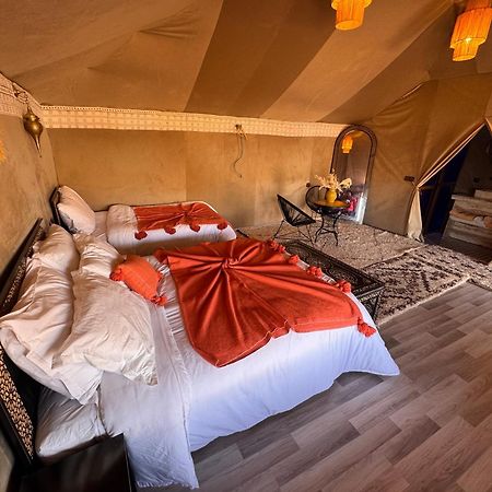 Aladdin Merzouga Camp Екстериор снимка