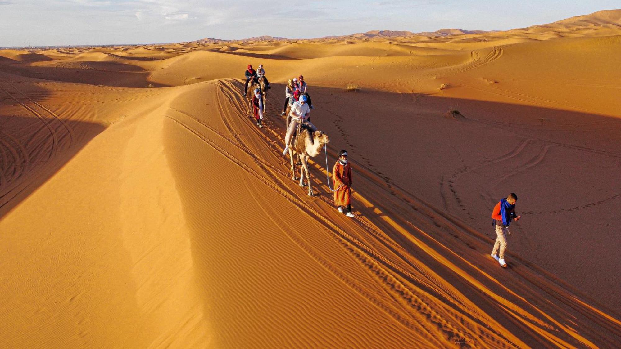 Aladdin Merzouga Camp Екстериор снимка