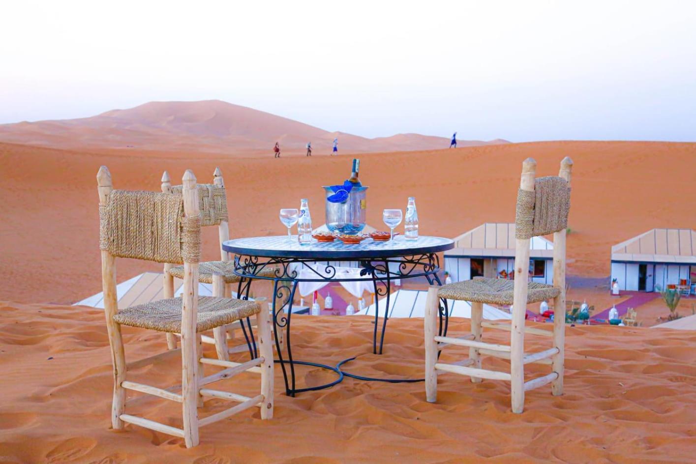Aladdin Merzouga Camp Екстериор снимка