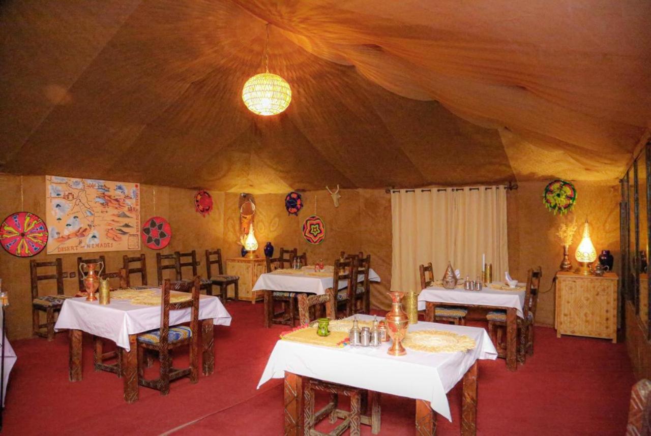 Aladdin Merzouga Camp Екстериор снимка