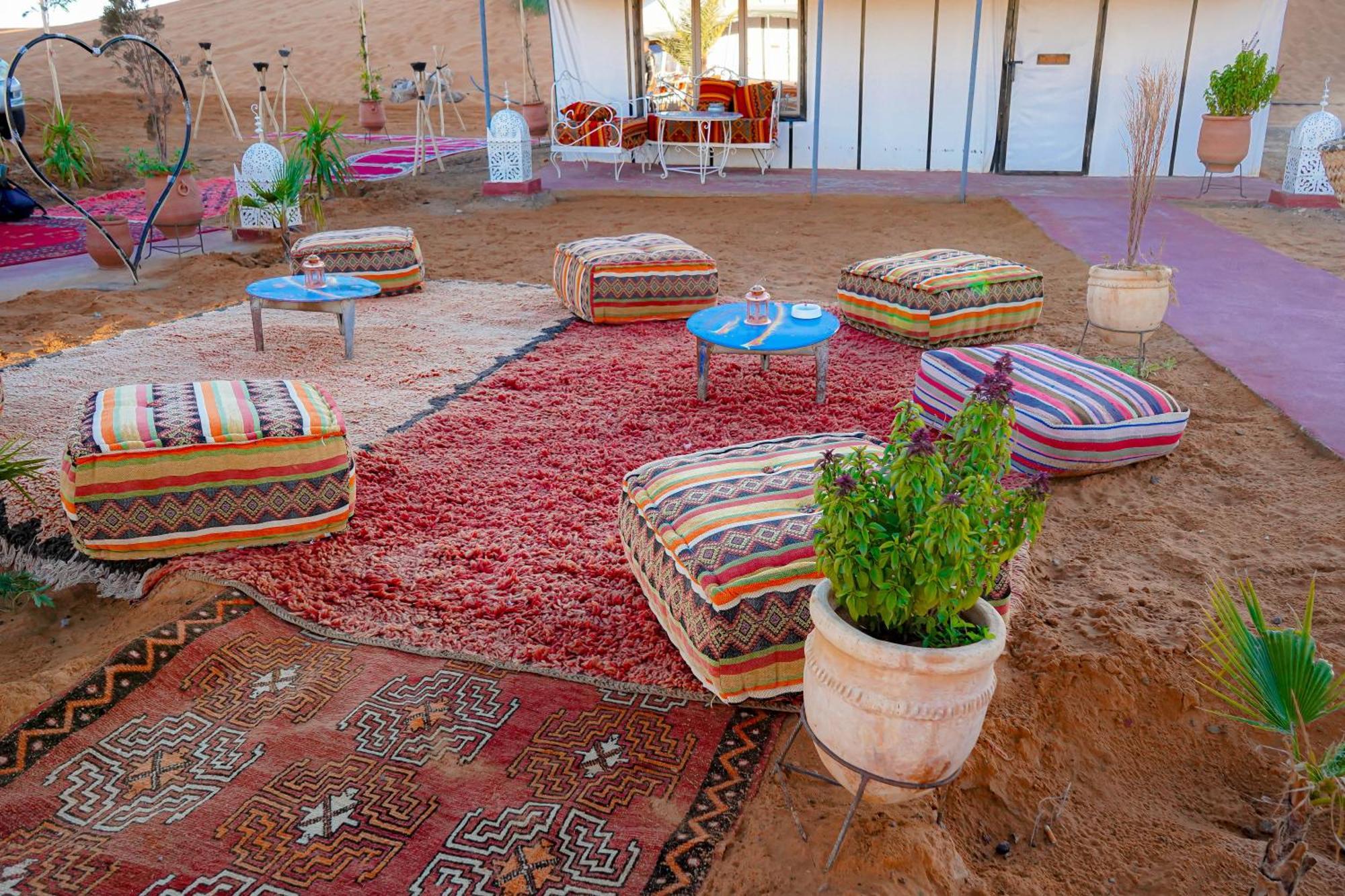 Aladdin Merzouga Camp Екстериор снимка