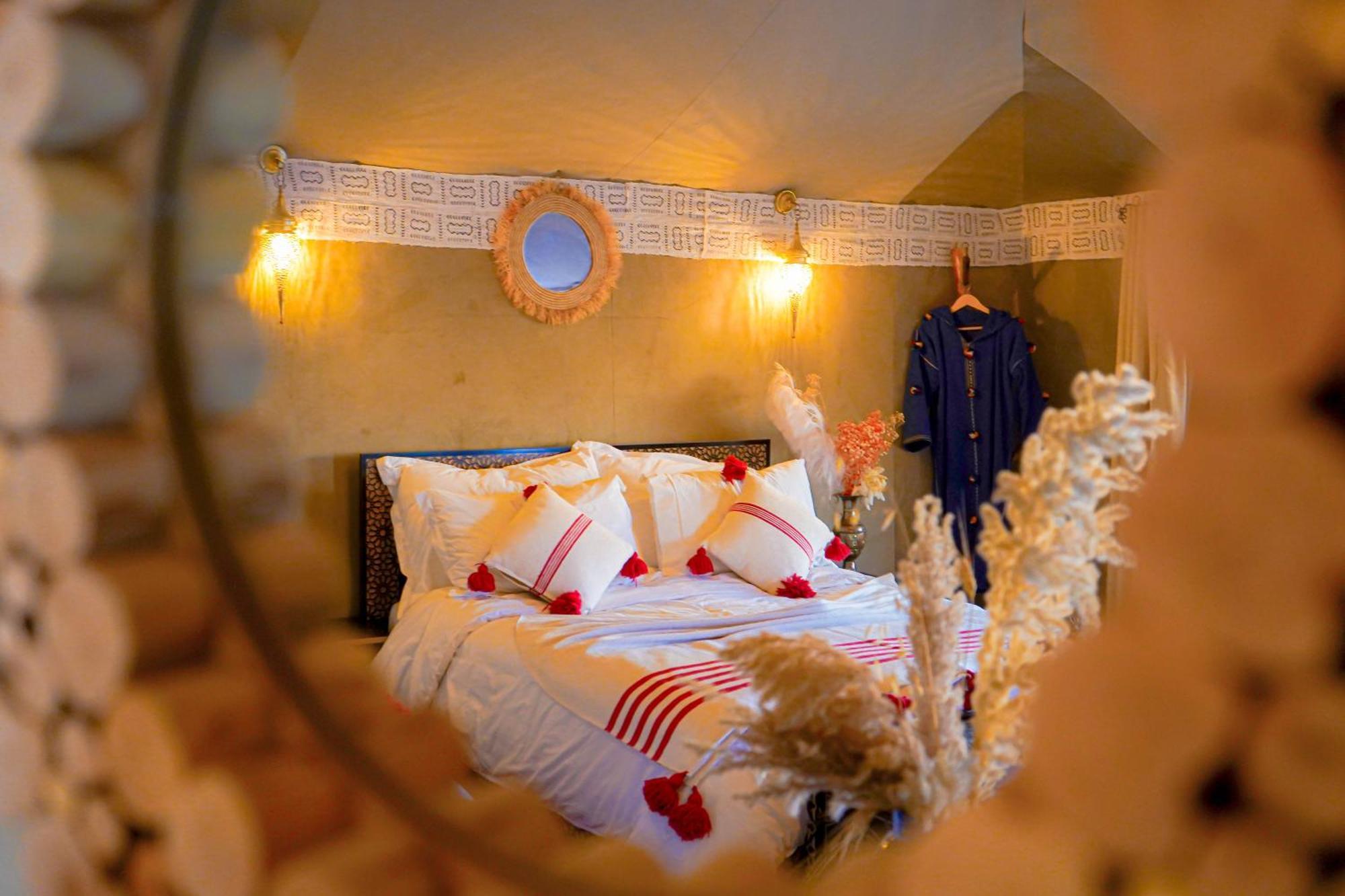 Aladdin Merzouga Camp Екстериор снимка